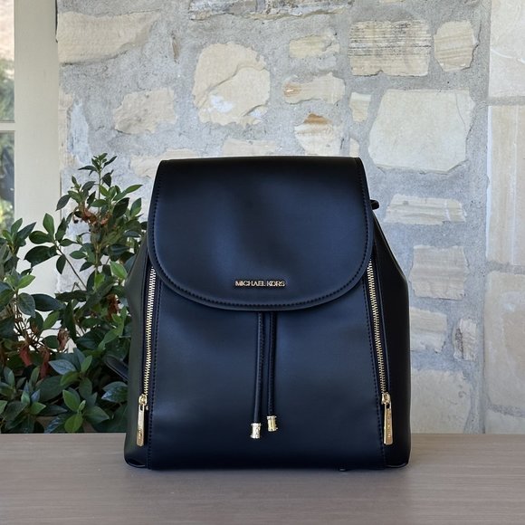 Michael Kors PHOEBE MD FLAP DRESSING Backpack Black Non-Leather Vegan NWT Womens - Picture 1 of 8